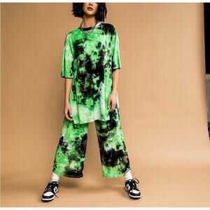 EUC Dressed in Lala Green & Black Tie-Dye Oversized Tee & Wide Leg Set size 2XL